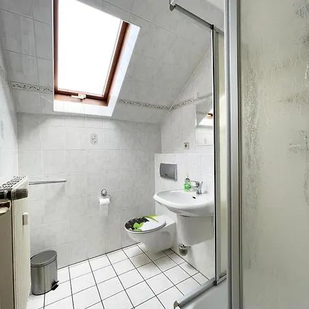 Vintage-Wohnung Mit Wintergarten Tauche Exterior foto