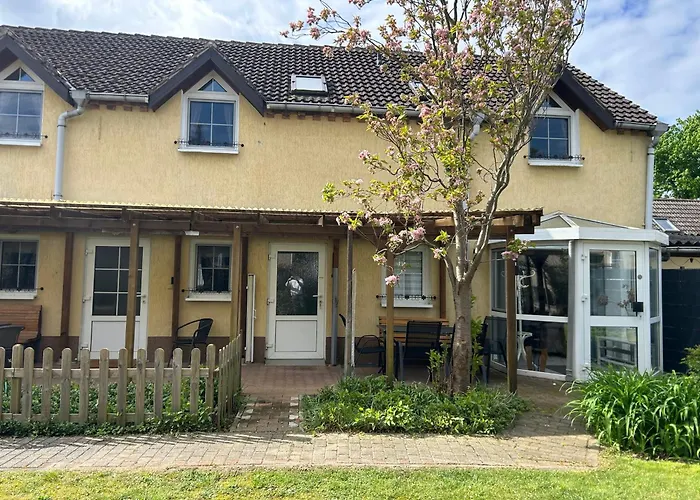Vintage-Wohnung Mit Wintergarten